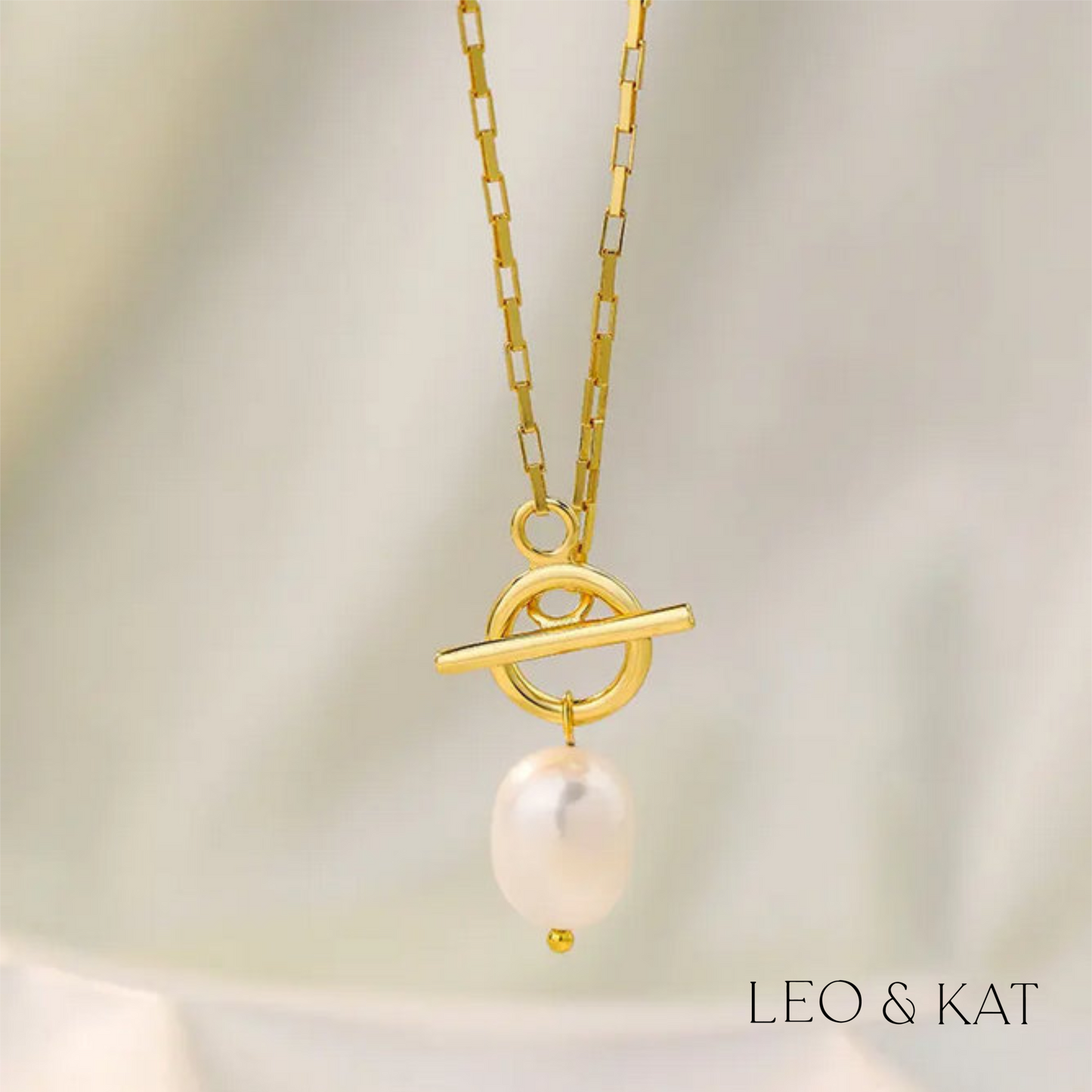 Baroque Pearl Pendant Necklace