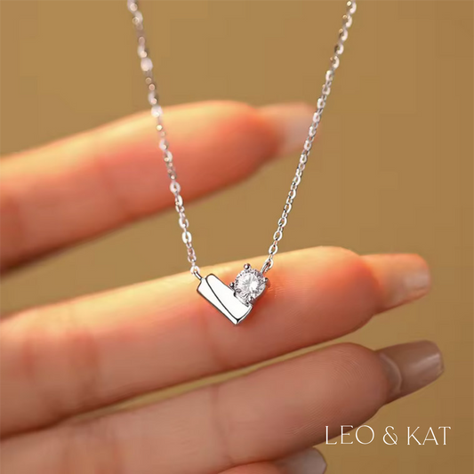 Contemporary Zircon Heart Pendant Necklace