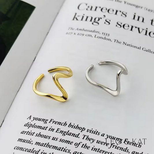 Wavy Adjustable Ring in Gold & Silver